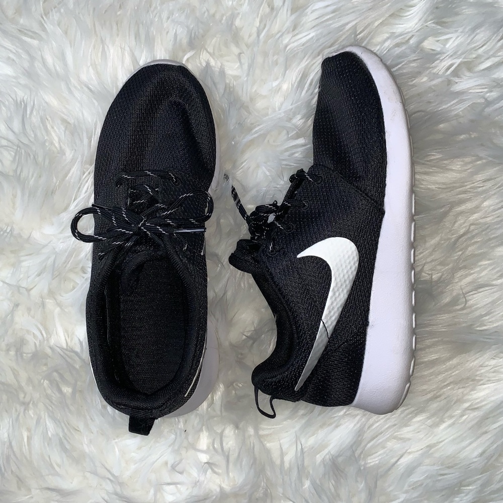 Nike Roshe 👟